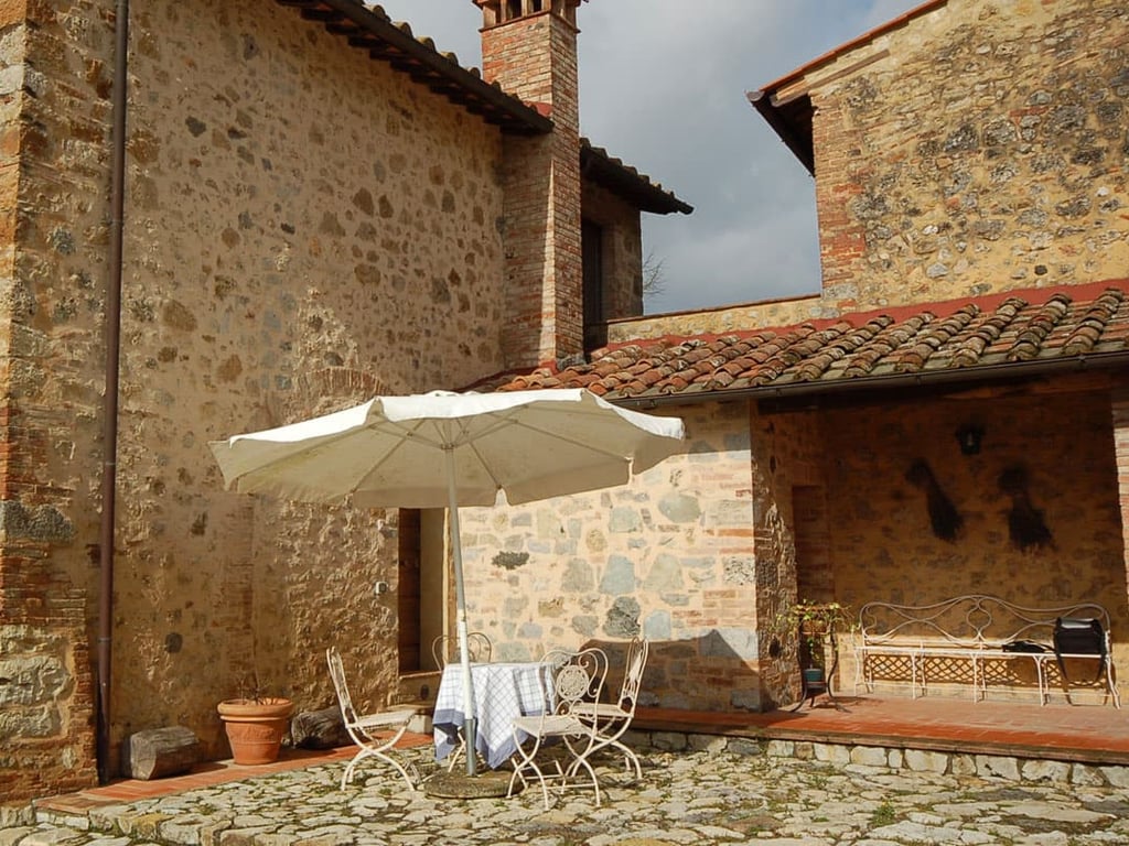 Canaiolo | Chianti villa for four with a shared pool
