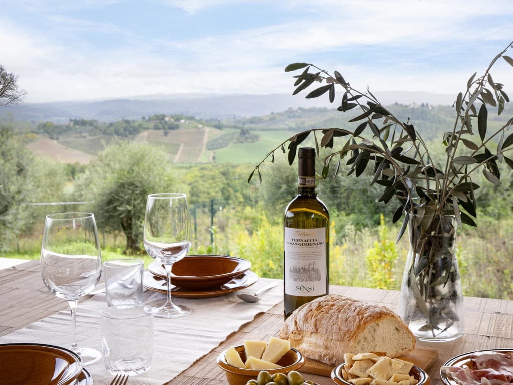 Casa Andrea | San Gimignano cottage for 4 with a hot tub