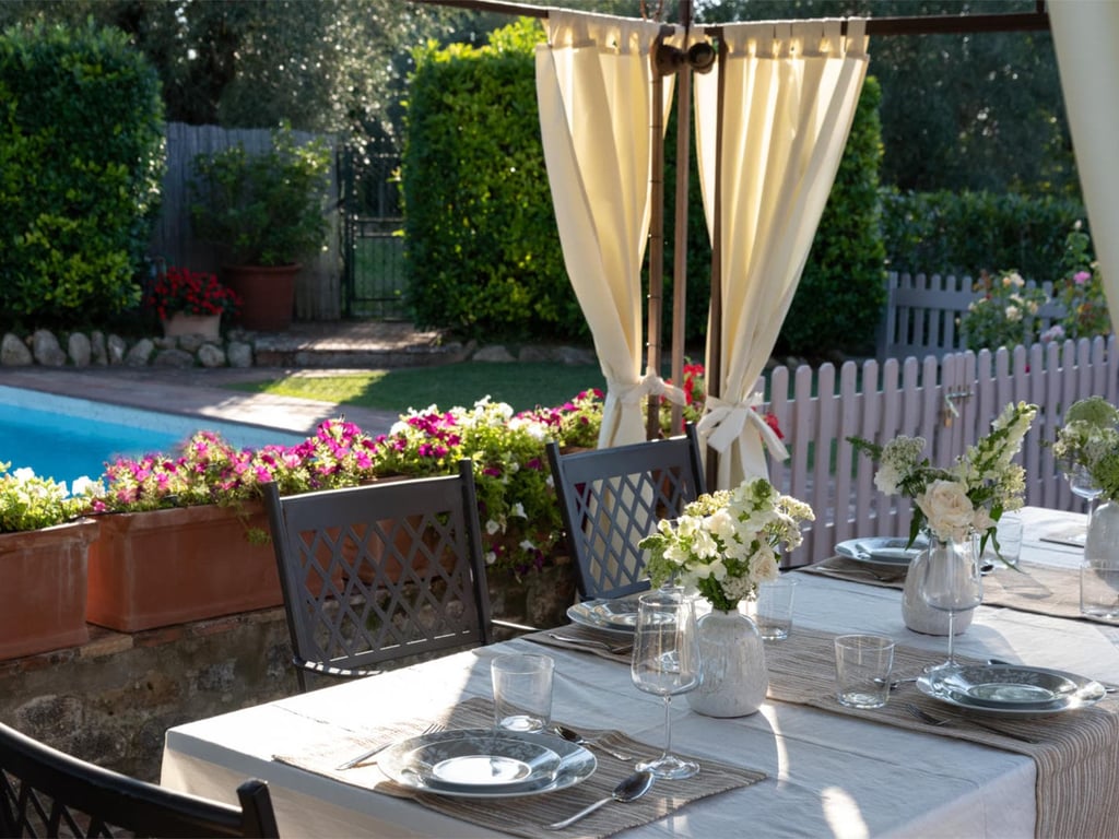 Fienile | Elegant Siena Villa for 10 with Fenced Saltwater Pool and Spa