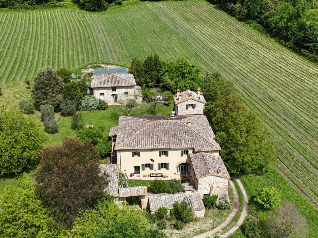 Gli Archi | Apartment for 5 in a Farmhouse west of Siena