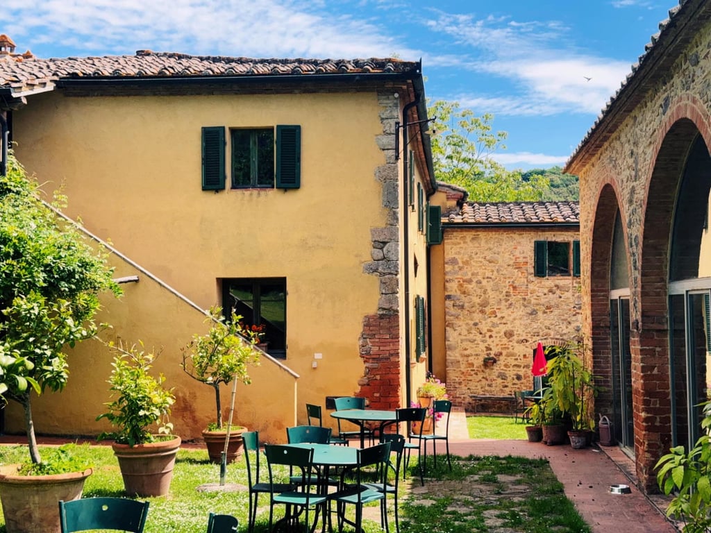Gli Archi | Apartment for 5 in a Farmhouse west of Siena