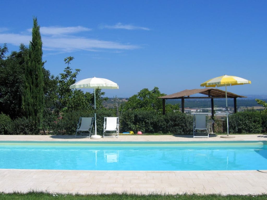 Mandorlo | Apartment on Agriturismo close Casole d'Elsa