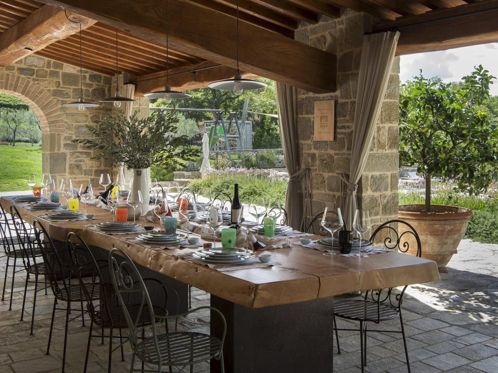 Pian di Radda | Luxury Villa for 12 with pool, gym & sauna