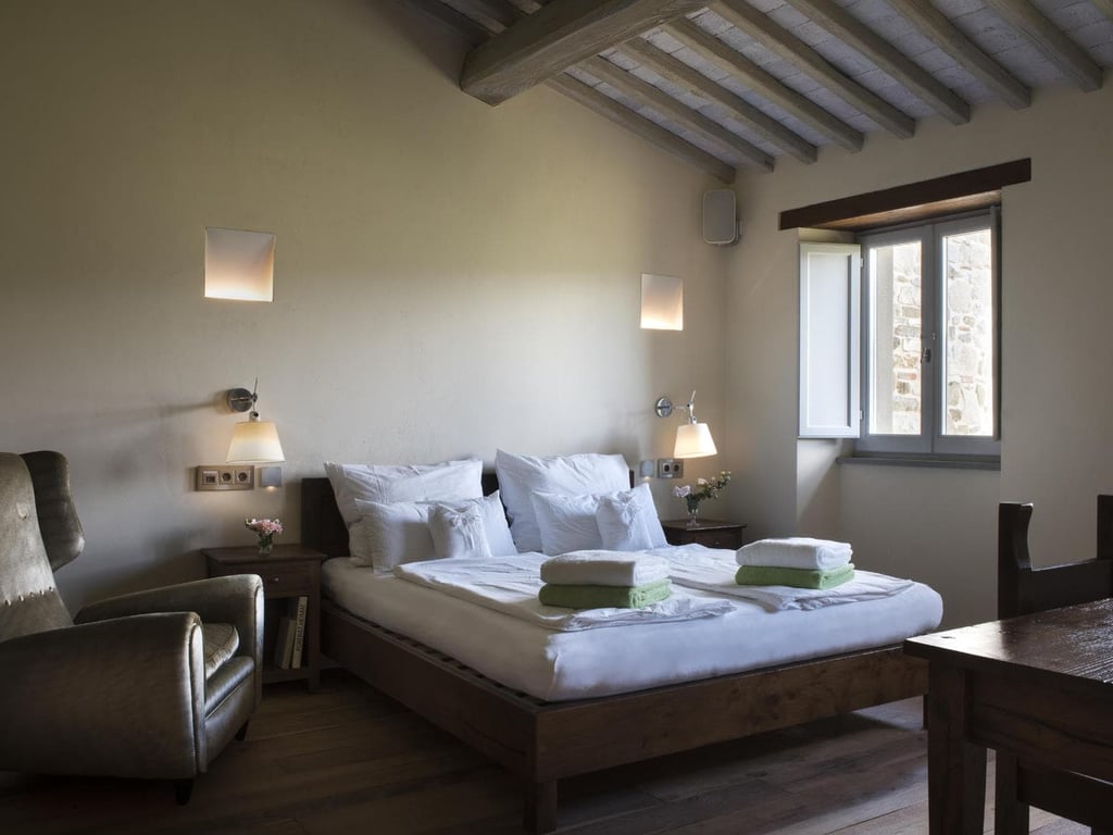 Pian di Radda | Luxury Villa for 12 with pool, gym & sauna