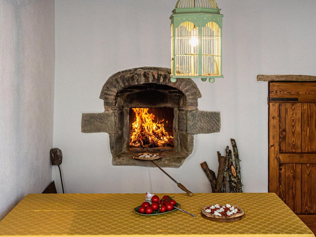Podere Castello | Accessible Chianti Villa for 14 with Infinity Pool