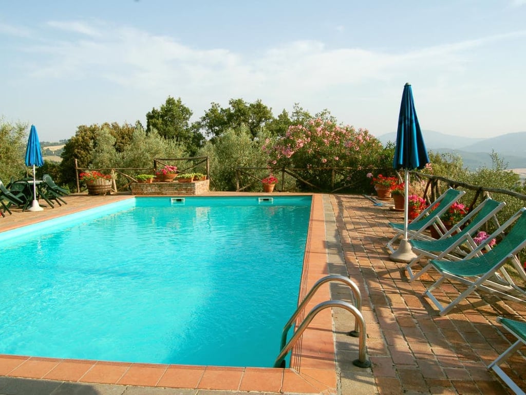 Ragnana | Traditional Tuscan Farmhouse Walking Distance to Village