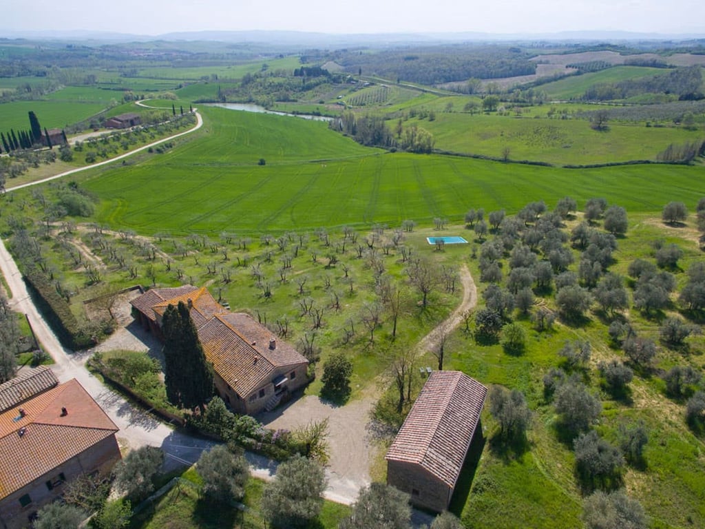 Uliveto | Stylish apartment and private pool close to Siena