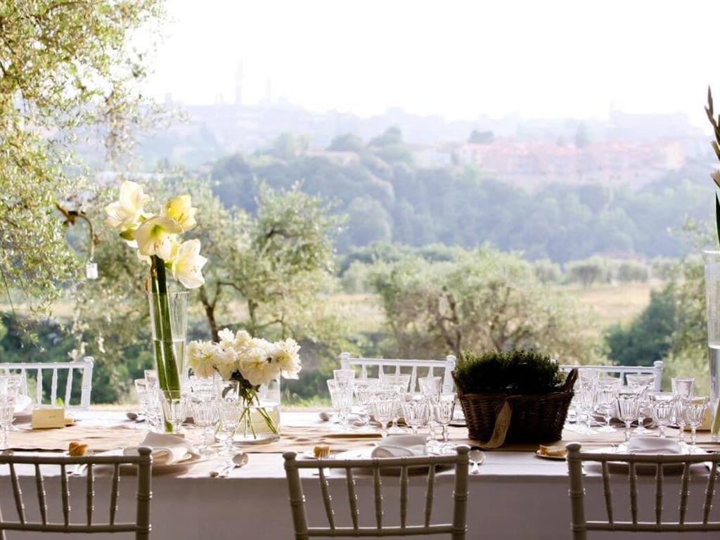 Villa Ascarello | An elegant villa with an enchanting view of Siena