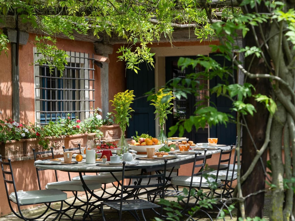 Villa Bosco | Luxury Tuscan Villa and Pool for 14