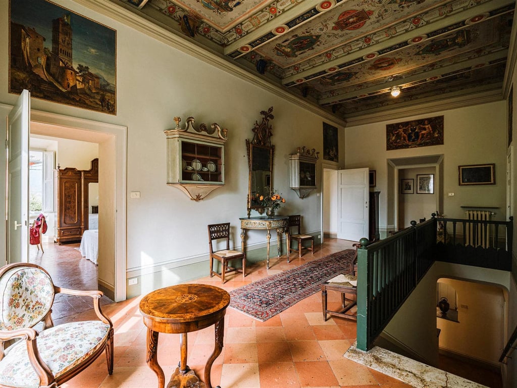 Villa Giancarlo | Historic Tuscan villa for 11
