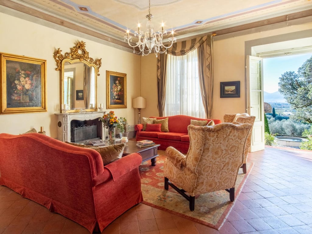 Villa Bartolomeo | Luxury Villa and Pool close to Lucca