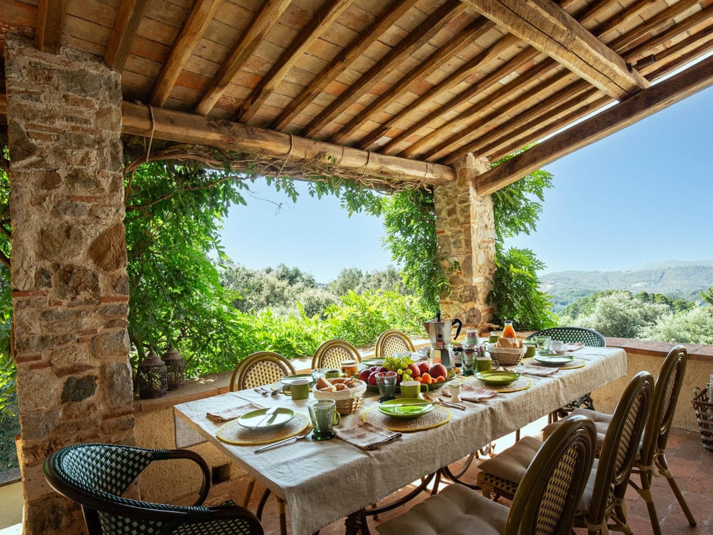 Villa Fobbia | Elegant Villa in the hills of Lucca