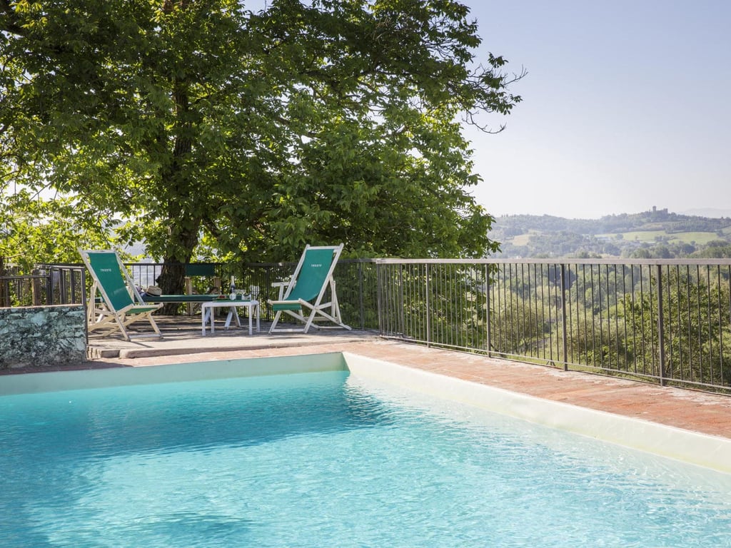Villa Colombaia | Historic Villa for 14 south of Florence