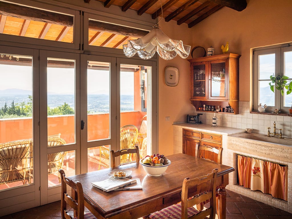 Villa Luminosa | Tuscan villa with amazing views