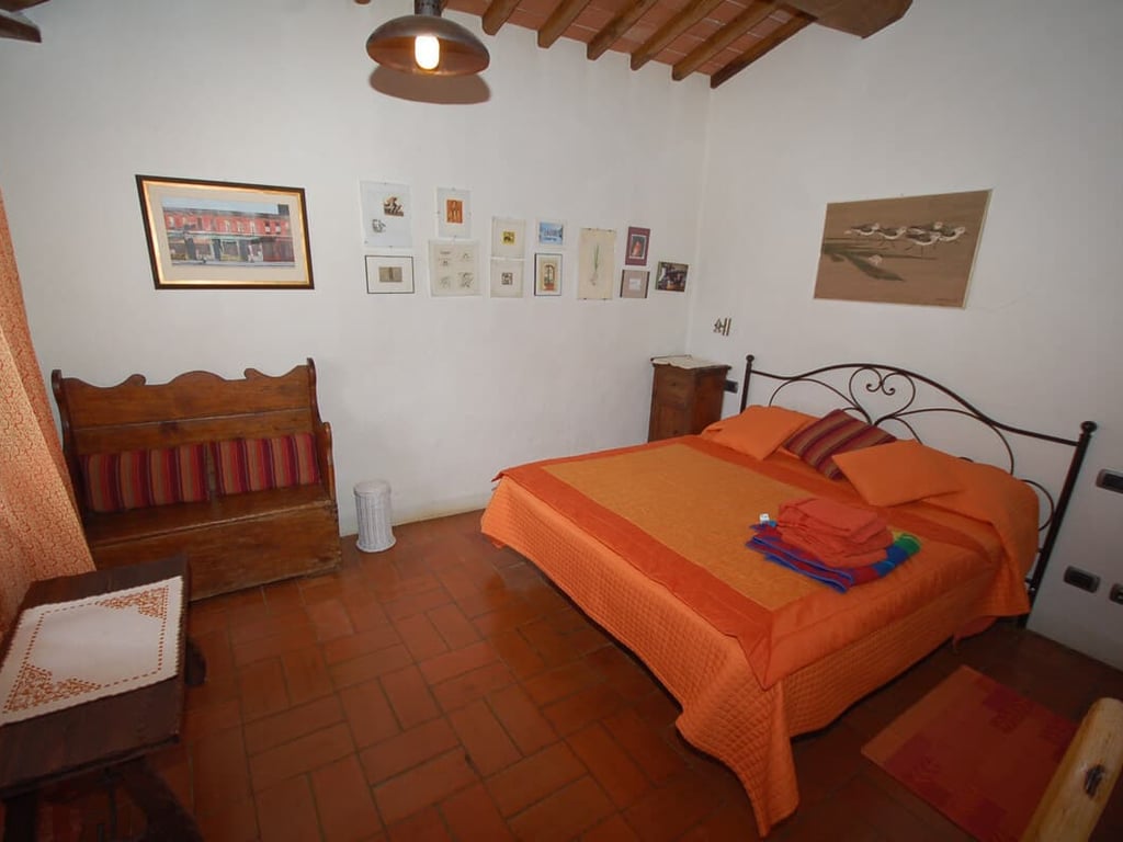 Casa Allioni | Tuscan Villa for 6 with amazing views