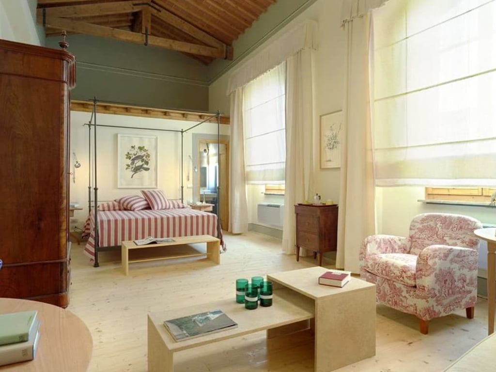 Pilastri | Tuscan Villa for 12 with a private pool and AC