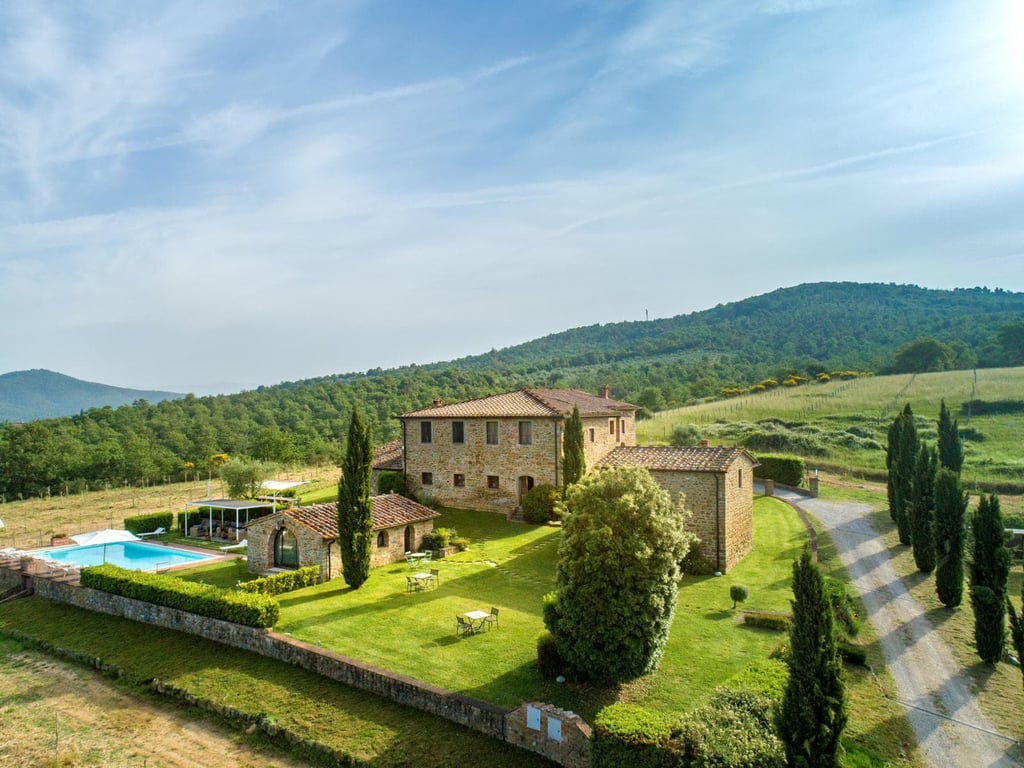 La Selva | Bucine Villa for 20 with sauna and panoramic pool