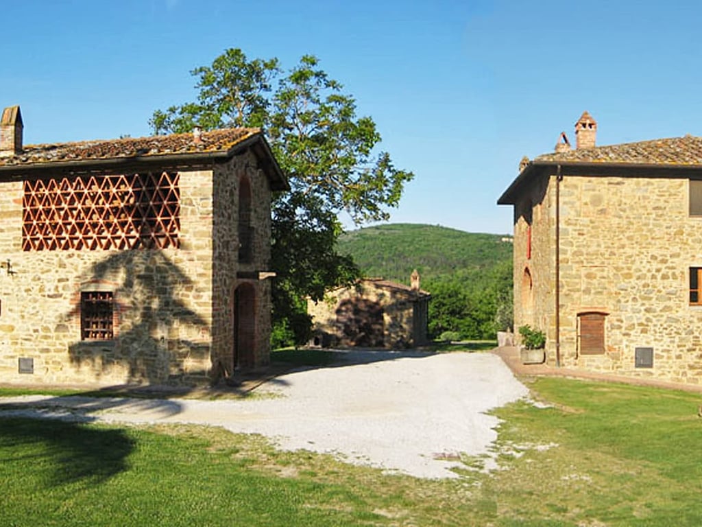 Valdambra | Historic Monastery Farm Estate for 10-16: Three Apartments with Exclusive Pool Near Arezzo