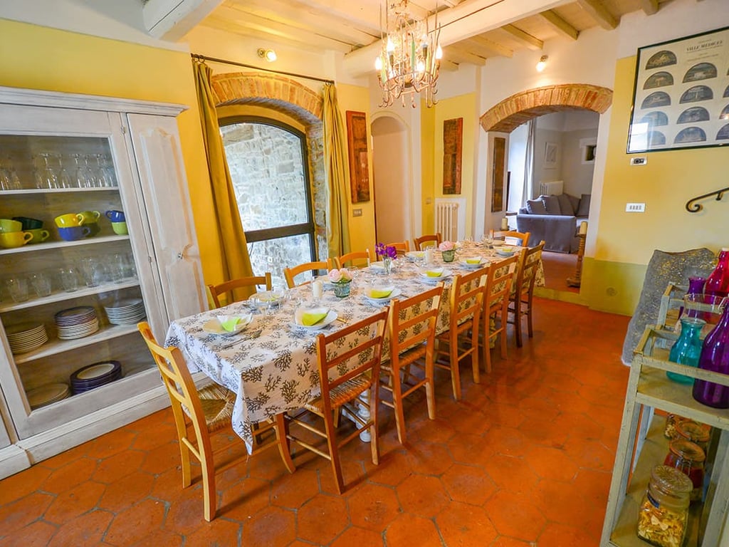 Villa Badia | Family Villa in Tuscany with Fenced Pool
