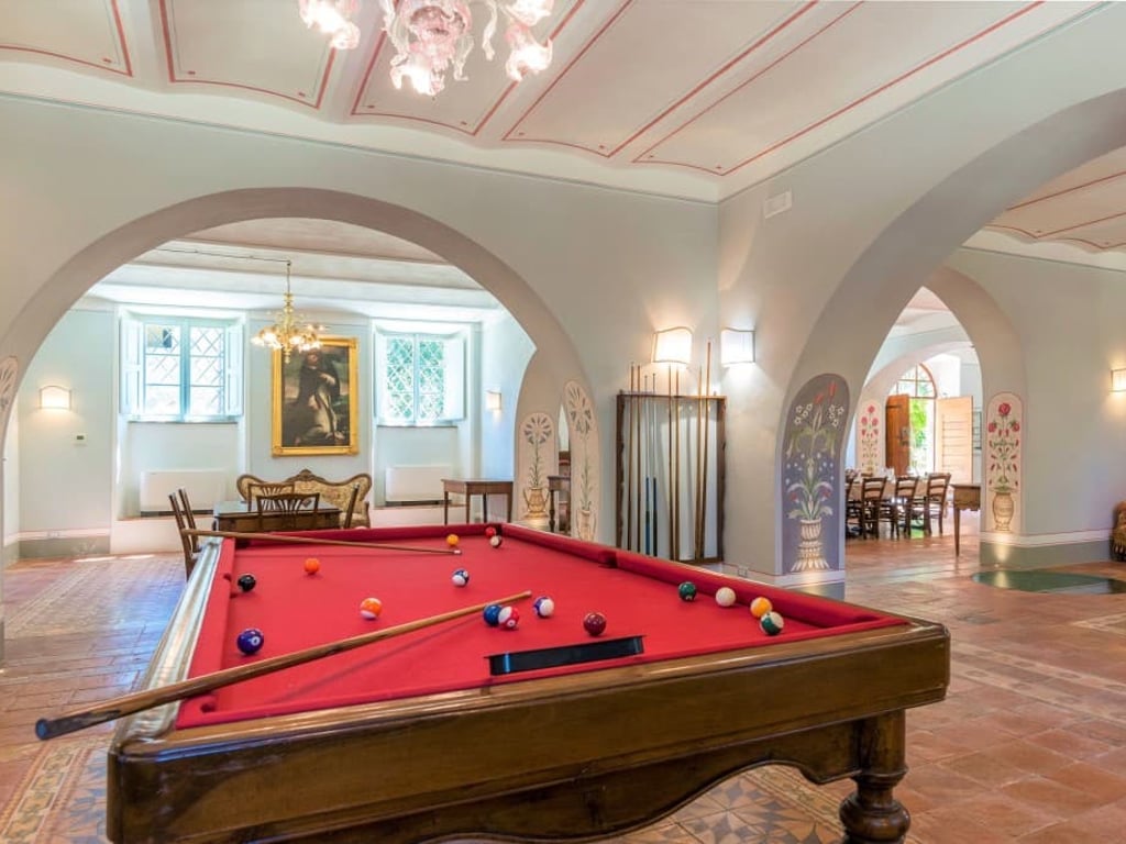 Villa Cortona | Historic Wedding Villa for 18 close to Cortona with pool
