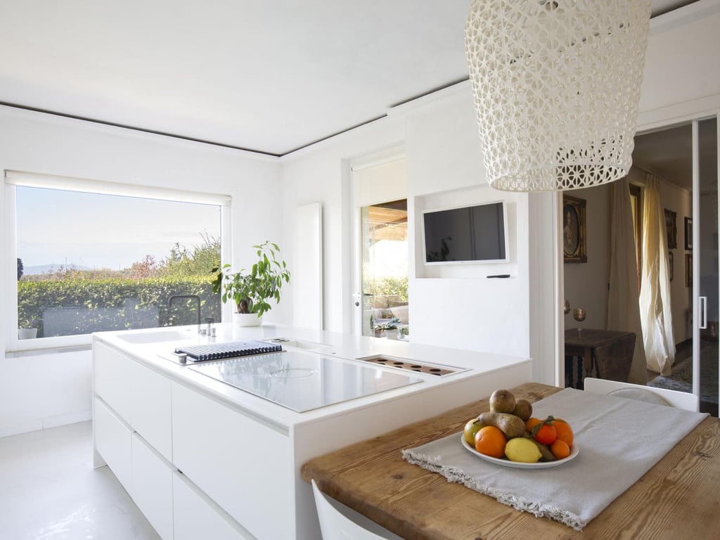 Villa Ema | Modern Villa for 8 Near Le Balze - the Landscape Behind the Mona Lisa