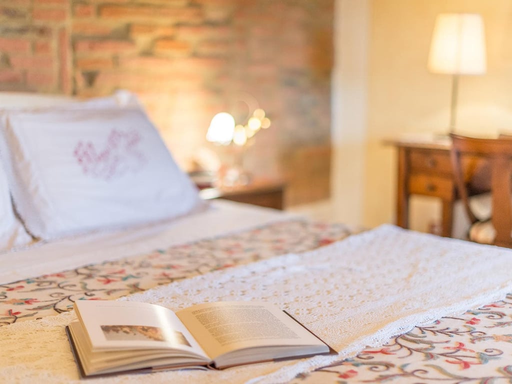 Ambra | Tuscan apartment in a historic building