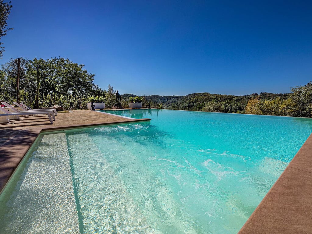 Villa Bucciano | Beautiful Villa and Pool in Central Tuscany