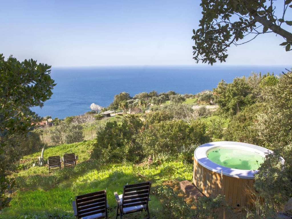 Casina Moresca | Argentario Romantic Cottage with a Hot Tub