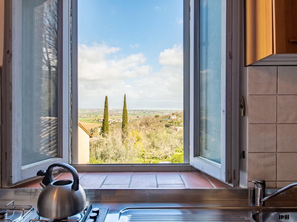 Frasca | Apartment and shared pool close to a village