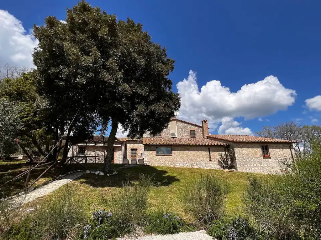 Villa Serra | Villa for 8 with Jacuzzi in secret Umbria