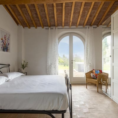 Casa Andrea | San Gimignano cottage for 4 with a hot tub