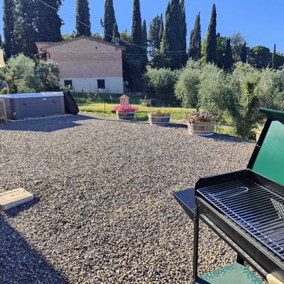 Casa Andrea | San Gimignano cottage for 4 with a hot tub