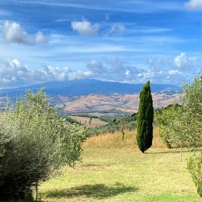 Casa del Pastore | UNESCO Val d'Orcia Villa with 16m Infinity Pool and Mt. Amiata Views