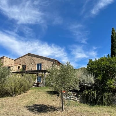 Casa del Pastore | UNESCO Val d'Orcia Villa with 16m Infinity Pool and Mt. Amiata Views