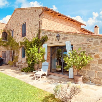 Casa del Pastore | UNESCO Val d'Orcia Villa with 16m Infinity Pool and Mt. Amiata Views