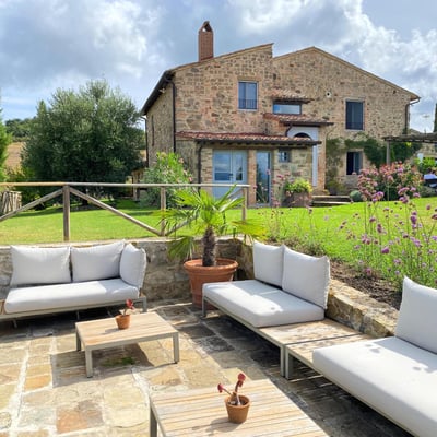Casa del Pastore | UNESCO Val d'Orcia Villa with 16m Infinity Pool and Mt. Amiata Views