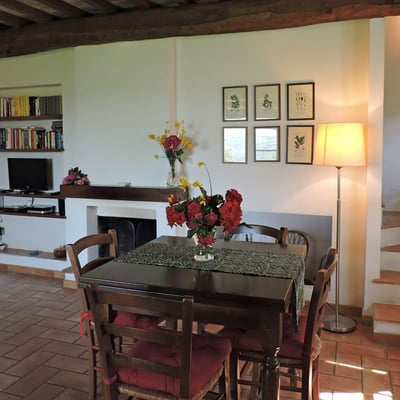 Cellevista: Villa and Pool next to Tuscan Village