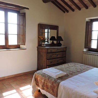 Cellevista: Villa and Pool next to Tuscan Village
