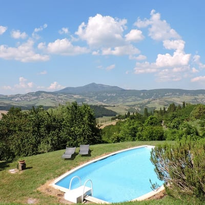 Cellevista: Villa and Pool next to Tuscan Village
