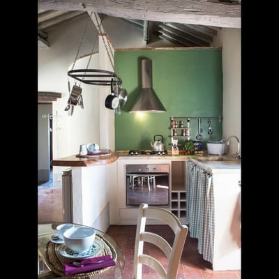 Damiano | Tuscan cottage with shaded patio and expansive views