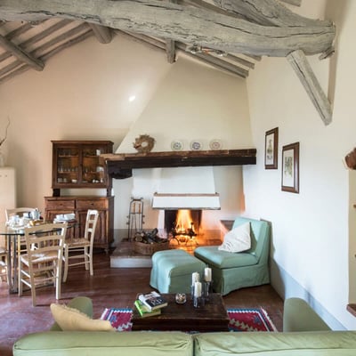 Damiano | Tuscan cottage with shaded patio and expansive views