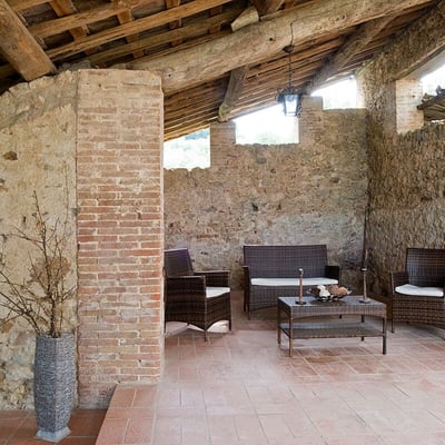 Damiano | Tuscan cottage with shaded patio and expansive views