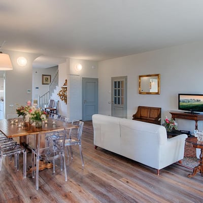 Fienile | Elegant Siena Villa for 10 with Fenced Saltwater Pool and Spa