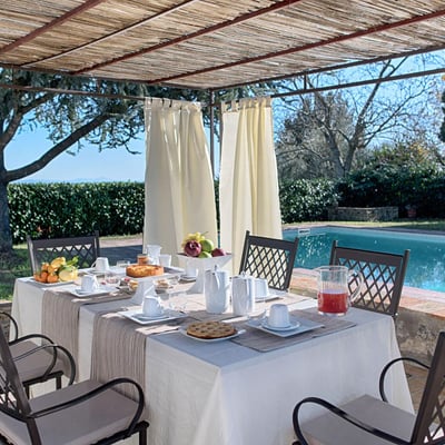 Fienile | Elegant Siena Villa for 10 with Fenced Saltwater Pool and Spa