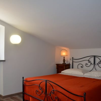 Fienile | Elegant Siena Villa for 10 with Fenced Saltwater Pool and Spa
