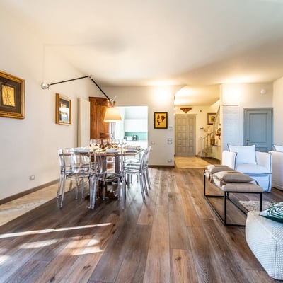Fienile | Elegant Siena Villa for 10 with Fenced Saltwater Pool and Spa