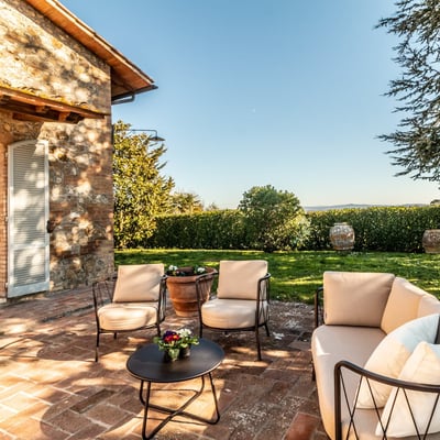 Fienile | Elegant Siena Villa for 10 with Fenced Saltwater Pool and Spa