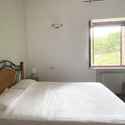 Mandorlo | Apartment on Agriturismo close Casole d'Elsa