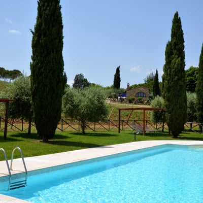 Mandorlo | Apartment on Agriturismo close Casole d'Elsa