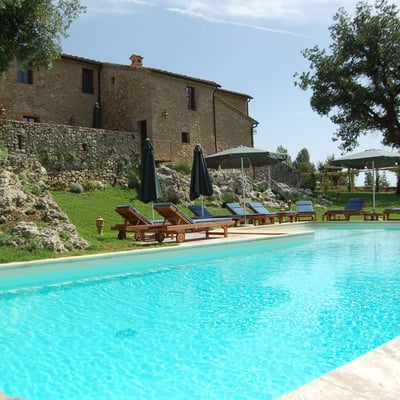 Pipistrelli | Luxury villa and pool in private woods near Siena